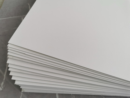 Белый ровный поверхностный лист 20mm пены Pvc твердый для гравировки